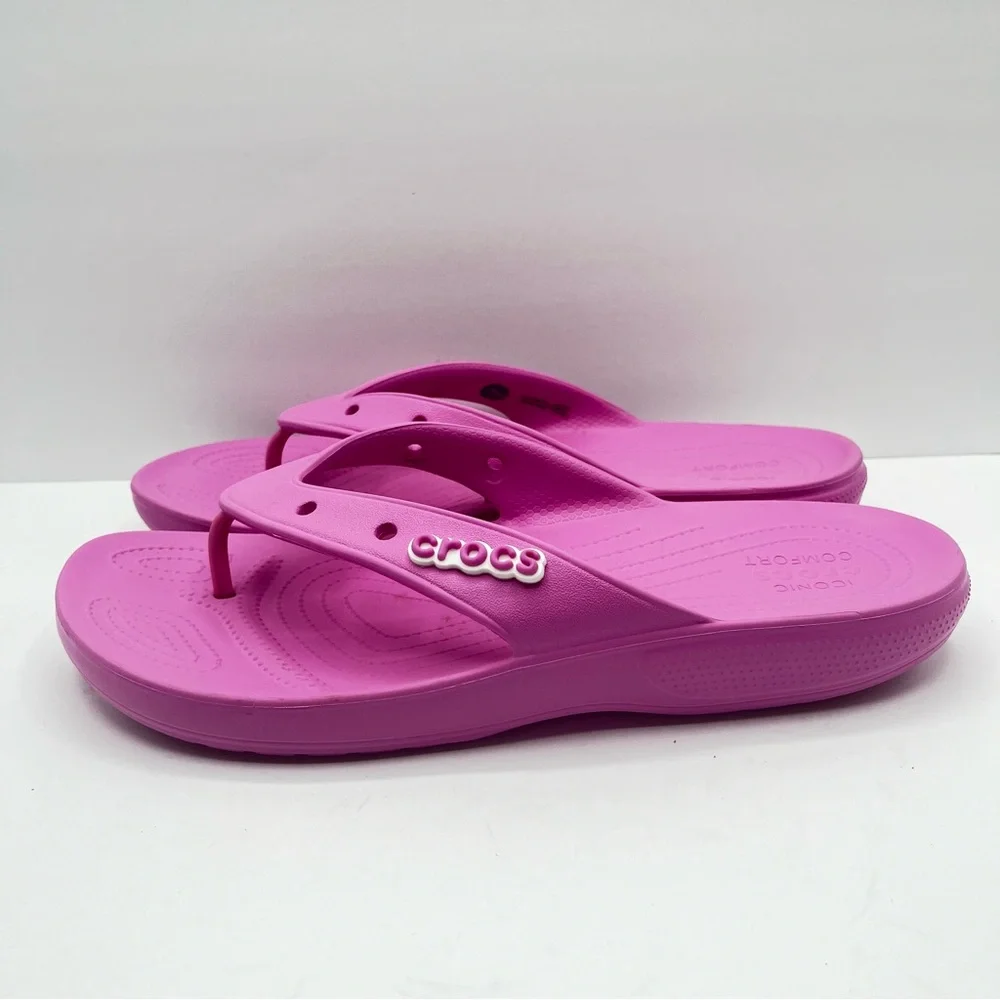 CROCS Men’s Size 12 Party Pink Sandals